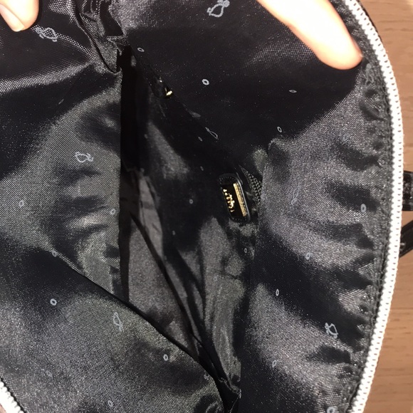 Carpisa Bag - Picture 3 of 5